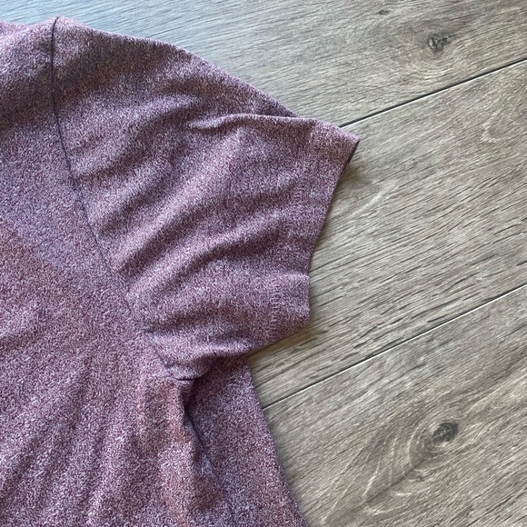 Aéropostale Burgundy Men’s T-Shirt Medium - Picture 9 of 9